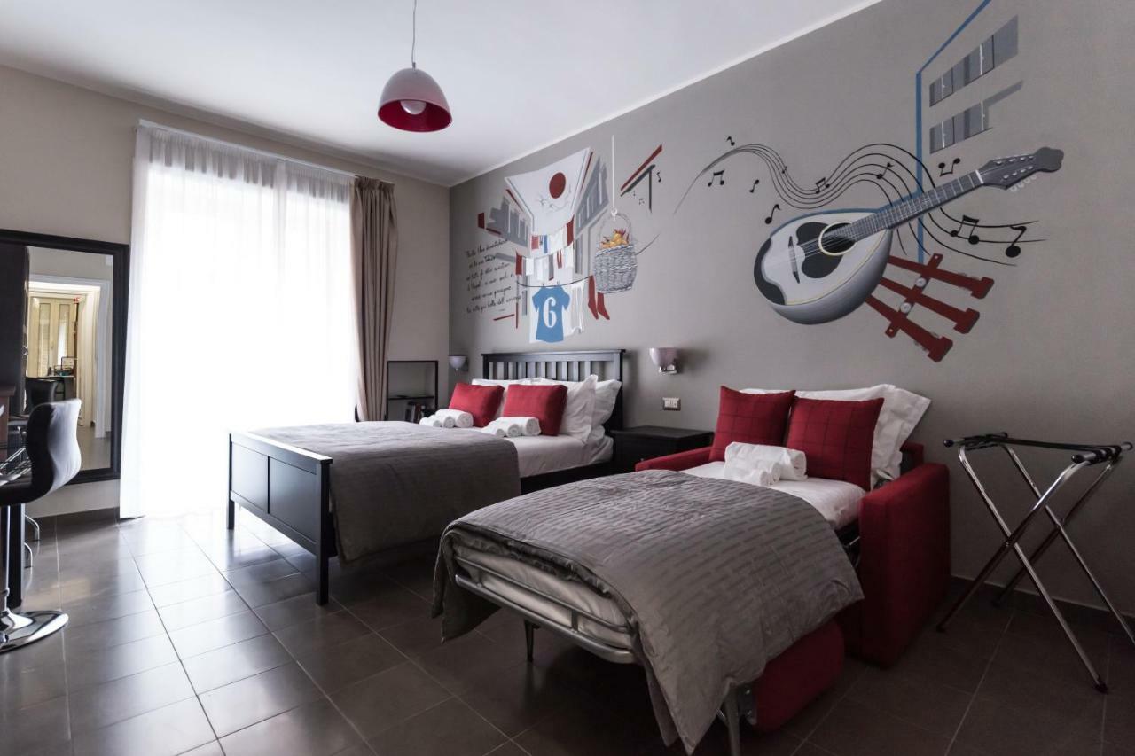Bed And Breakfast Via Toledo 156 Napels Buitenkant foto