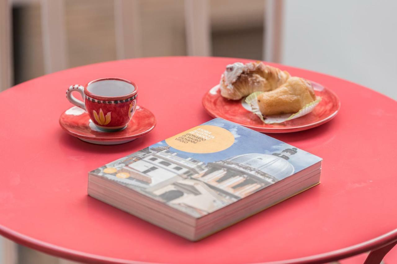Bed And Breakfast Via Toledo 156 Napels Buitenkant foto