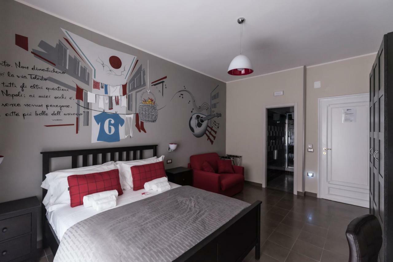 Bed And Breakfast Via Toledo 156 Napels Buitenkant foto